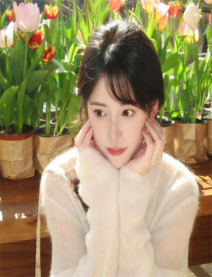 表演艺术解析：举杯呵呵喝第2季的对白的语言特色与人物关系 认识表演的技术要求